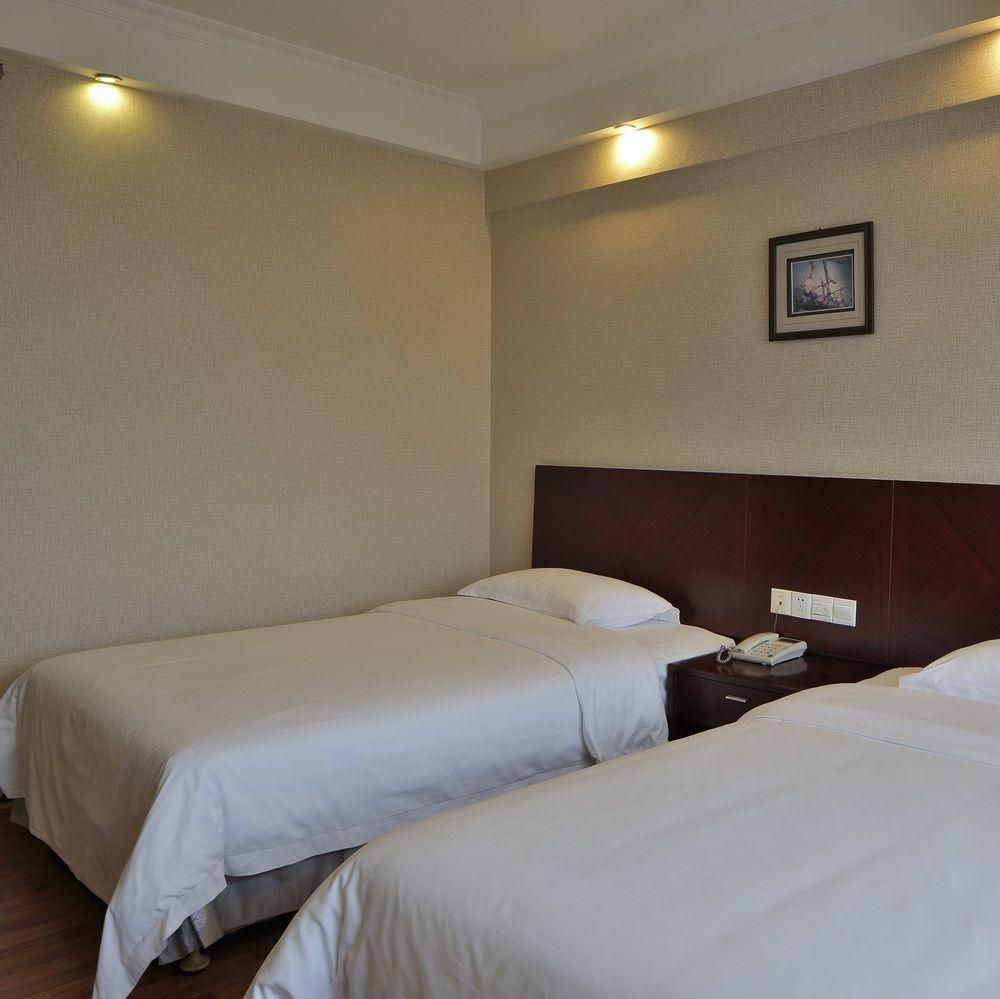 Paco Hotel Jiangtai Metro Station Branch Canton Esterno foto