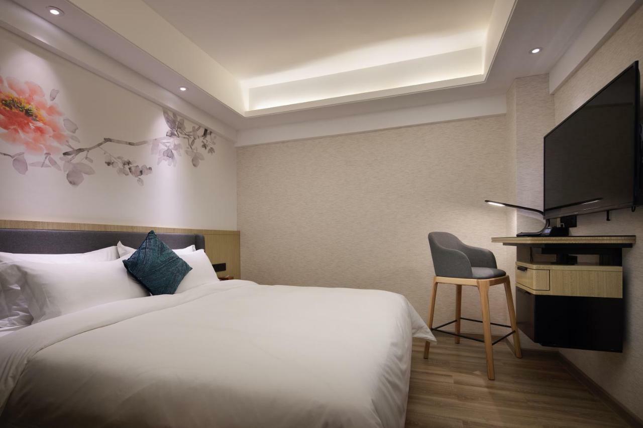 Paco Hotel Jiangtai Metro Station Branch Canton Esterno foto