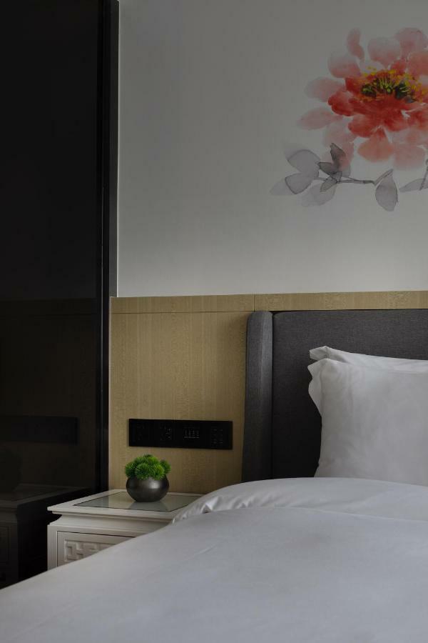 Paco Hotel Jiangtai Metro Station Branch Canton Esterno foto